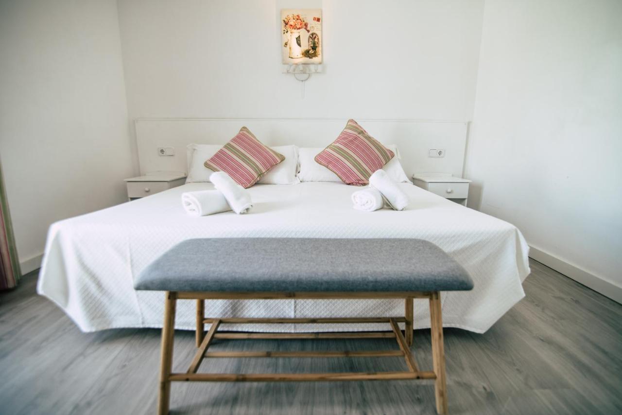 Hostal La Llagosta リャフラン エクステリア 写真
